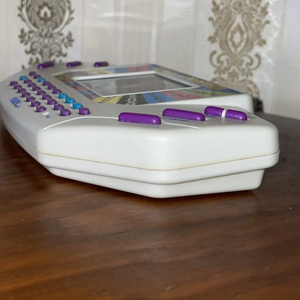 Vintage‎ 1996 Wheel of Fortune Tiger Electronic Handheld Game #8 Cartridge Works